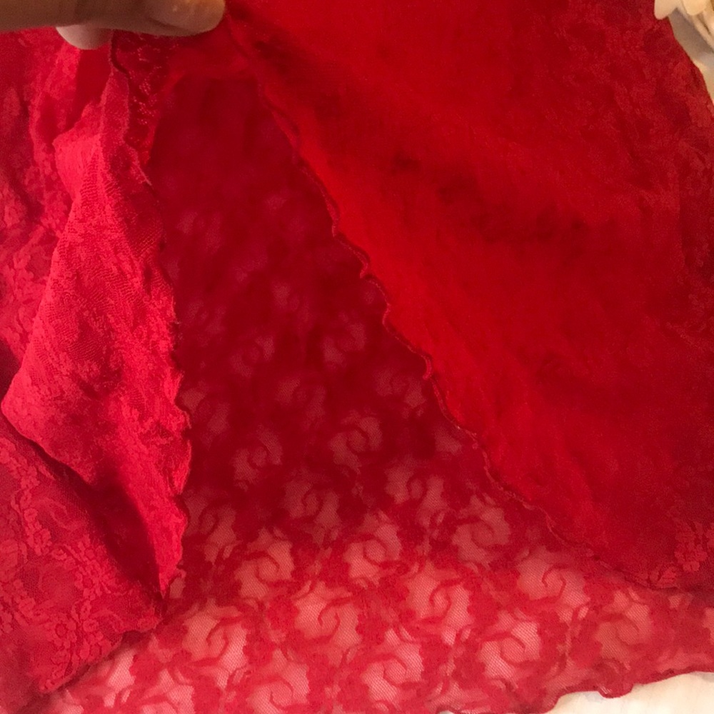 LINGERIE - Picture 5 of 7